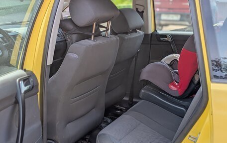Volkswagen Polo IV рестайлинг, 2001 год, 259 000 рублей, 13 фотография