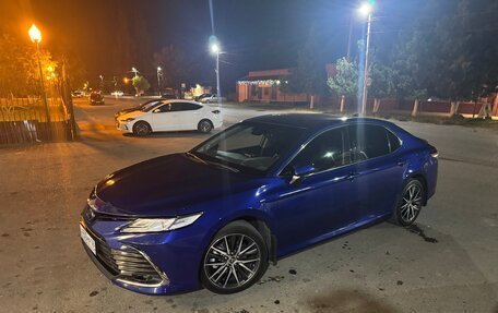 Toyota Camry, 2021 год, 3 150 000 рублей, 6 фотография