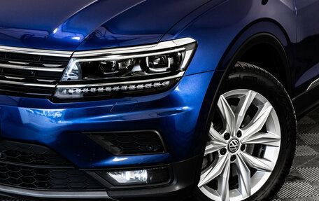 Volkswagen Tiguan II, 2018 год, 2 499 000 рублей, 3 фотография