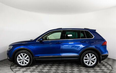 Volkswagen Tiguan II, 2018 год, 2 499 000 рублей, 11 фотография