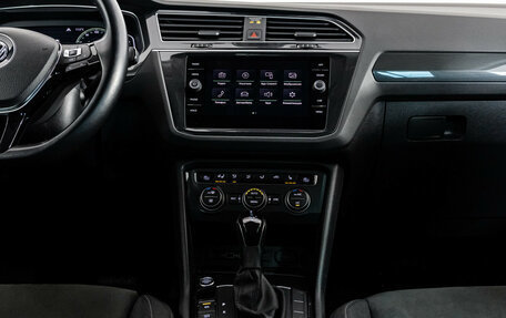 Volkswagen Tiguan II, 2018 год, 2 499 000 рублей, 14 фотография