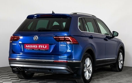 Volkswagen Tiguan II, 2018 год, 2 499 000 рублей, 8 фотография