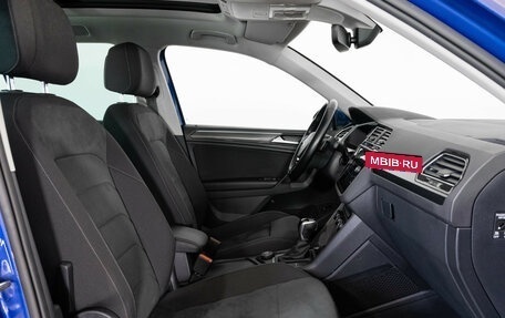 Volkswagen Tiguan II, 2018 год, 2 499 000 рублей, 25 фотография