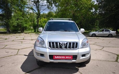 Toyota Land Cruiser Prado 120 рестайлинг, 2004 год, 1 500 000 рублей, 1 фотография