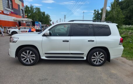 Toyota Land Cruiser 200, 2016 год, 7 050 000 рублей, 3 фотография