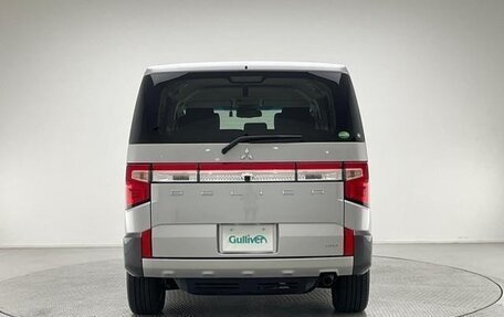 Mitsubishi Delica D:5 I, 2023 год, 2 600 100 рублей, 5 фотография