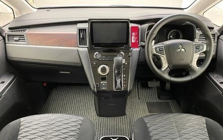 Mitsubishi Delica D:5 I, 2023 год, 2 600 100 рублей, 10 фотография