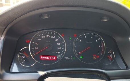Toyota Land Cruiser Prado 120 рестайлинг, 2004 год, 1 500 000 рублей, 8 фотография
