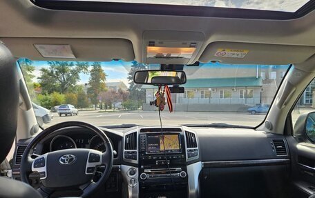 Toyota Land Cruiser 200, 2013 год, 5 650 000 рублей, 7 фотография