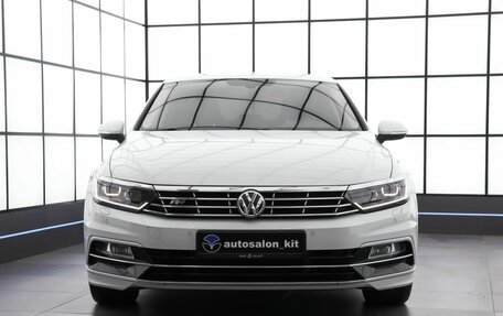 Volkswagen Passat B8 рестайлинг, 2015 год, 1 999 000 рублей, 2 фотография