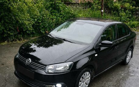 Volkswagen Polo VI (EU Market), 2012 год, 690 000 рублей, 1 фотография