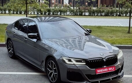 BMW 5 серия, 2020 год, 4 300 000 рублей, 1 фотография