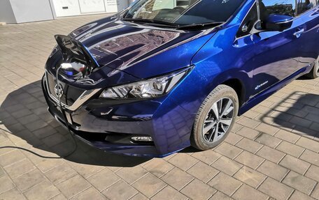 Nissan Leaf II, 2021 год, 2 600 000 рублей, 3 фотография