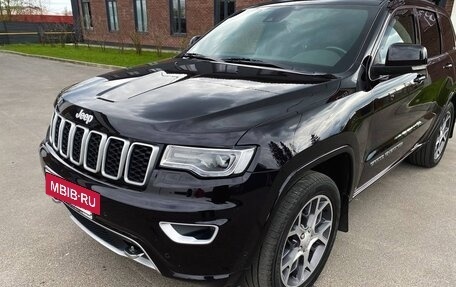 Jeep Grand Cherokee, 2019 год, 4 600 000 рублей, 2 фотография