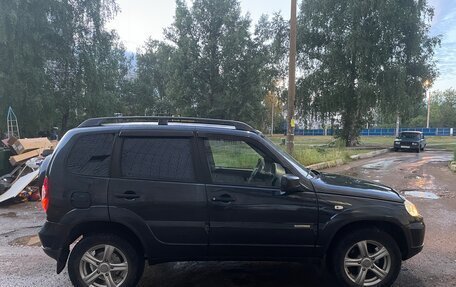 Chevrolet Niva I рестайлинг, 2013 год, 450 000 рублей, 4 фотография