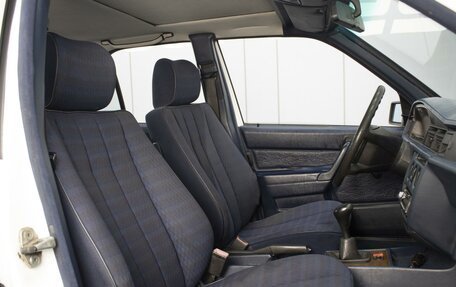 Mercedes-Benz 190 (W201), 1990 год, 420 000 рублей, 7 фотография