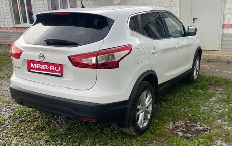 Nissan Qashqai, 2016 год, 1 370 000 рублей, 4 фотография