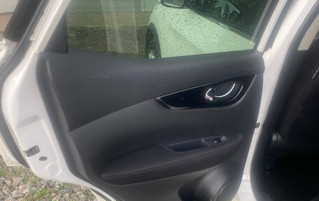 Nissan Qashqai, 2016 год, 1 370 000 рублей, 26 фотография