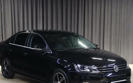 Volkswagen Jetta VI, 2015 год, 999 000 рублей, 3 фотография