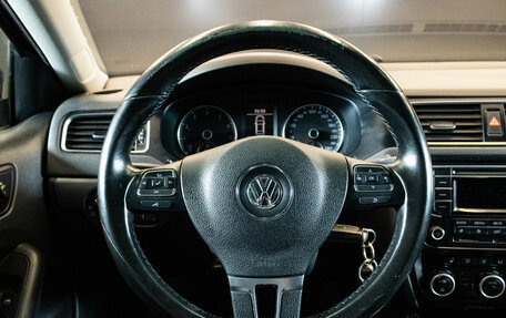Volkswagen Jetta VI, 2013 год, 1 109 000 рублей, 6 фотография