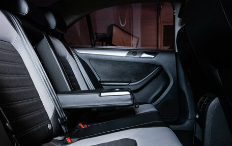 Volkswagen Jetta VI, 2013 год, 1 109 000 рублей, 11 фотография