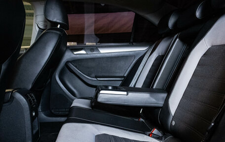 Volkswagen Jetta VI, 2013 год, 1 109 000 рублей, 10 фотография