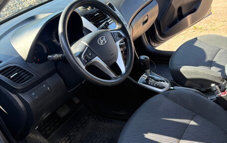 Hyundai Solaris II рестайлинг, 2011 год, 850 000 рублей, 8 фотография