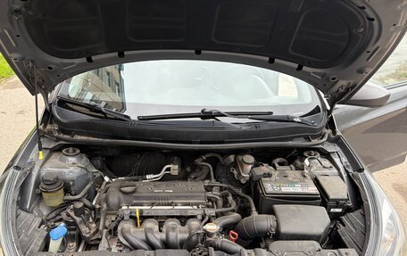 Hyundai Solaris II рестайлинг, 2011 год, 850 000 рублей, 5 фотография