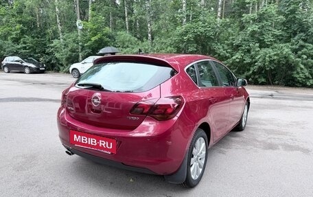 Opel Astra J, 2010 год, 550 000 рублей, 3 фотография
