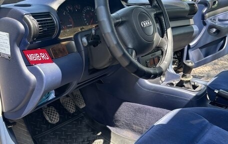 Audi A4, 1998 год, 320 000 рублей, 8 фотография
