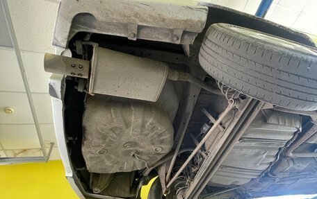 Nissan Wingroad III, 2000 год, 250 000 рублей, 14 фотография