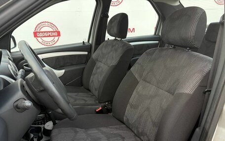 Renault Logan I, 2013 год, 649 000 рублей, 33 фотография