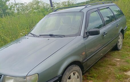 Volkswagen Passat B4, 1996 год, 230 000 рублей, 2 фотография