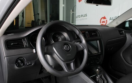 Volkswagen Jetta VI, 2015 год, 999 000 рублей, 8 фотография