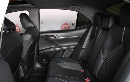 Toyota Camry, 2019 год, 2 279 000 рублей, 10 фотография