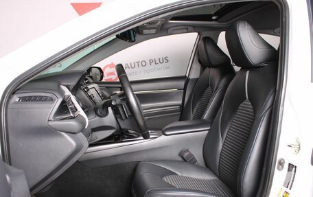 Toyota Camry, 2019 год, 2 279 000 рублей, 9 фотография