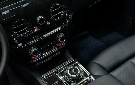 Rolls-Royce Phantom VIII, 2026 год, 99 000 000 рублей, 17 фотография