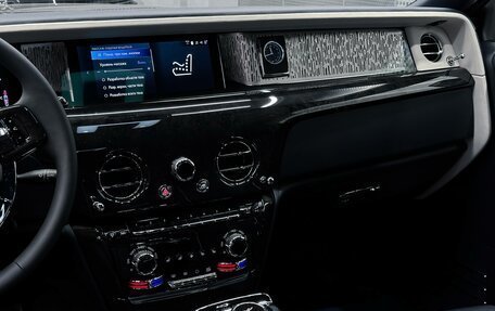 Rolls-Royce Phantom VIII, 2026 год, 99 000 000 рублей, 23 фотография