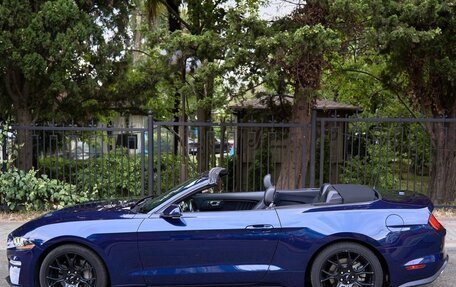 Ford Mustang VI рестайлинг, 2019 год, 2 800 000 рублей, 8 фотография
