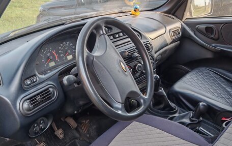 Chevrolet Niva I рестайлинг, 2011 год, 500 000 рублей, 3 фотография