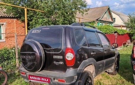 Chevrolet Niva I рестайлинг, 2011 год, 500 000 рублей, 5 фотография