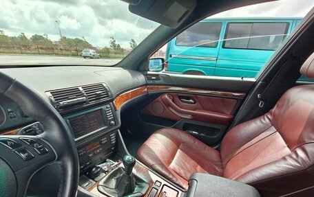 BMW 5 серия, 2000 год, 1 300 000 рублей, 13 фотография