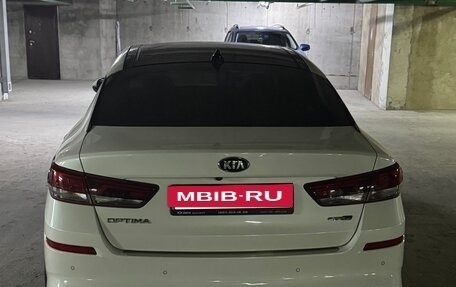 KIA Optima IV, 2018 год, 1 950 000 рублей, 2 фотография