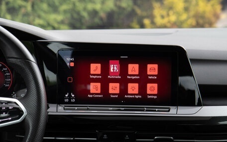 Volkswagen Golf VIII, 2020 год, 2 548 000 рублей, 19 фотография