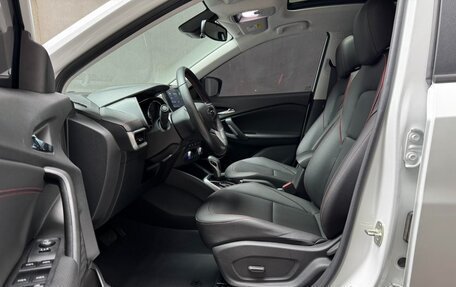 Chevrolet Tracker, 2022 год, 910 000 рублей, 4 фотография