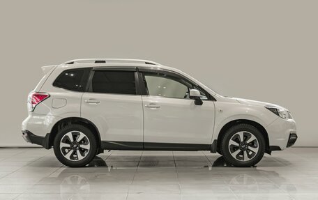 Subaru Forester, 2018 год, 2 350 000 рублей, 5 фотография