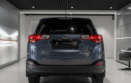 Toyota RAV4, 2013 год, 1 945 000 рублей, 6 фотография