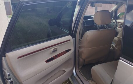 Toyota Nadia, 2002 год, 800 000 рублей, 8 фотография