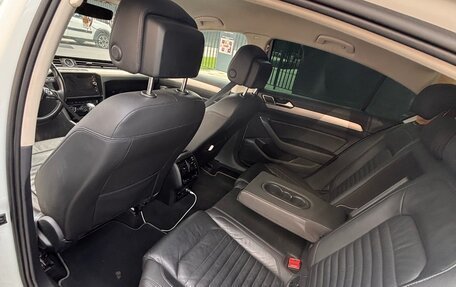 Volkswagen Passat B8 рестайлинг, 2019 год, 1 800 000 рублей, 4 фотография