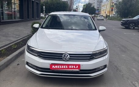 Volkswagen Passat B8 рестайлинг, 2019 год, 1 800 000 рублей, 8 фотография